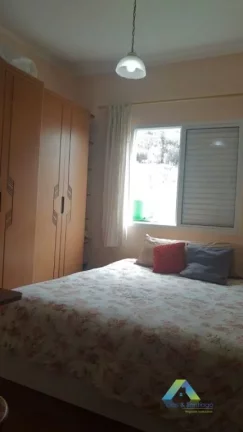 Imagem SANTO ANDRÉ Sobrado 200M², 3 dormitórios, 4 vagas com ótima localização e valor !!!