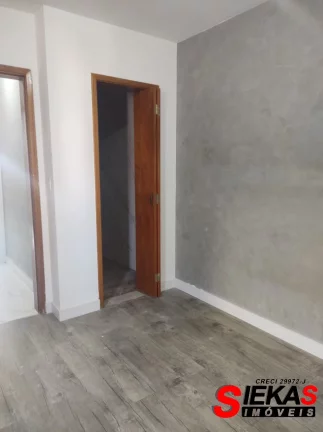 Imagem Imperdível oportunidade: Casa à venda em São Paulo-SP, Jardim Maringá! 2 quartos, 2 suítes, 1 sala, 3 banheiros, 2 vagas, 70m².
