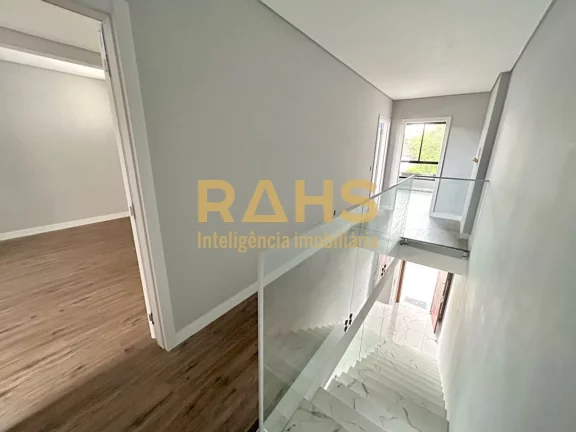 Imagem Ótimo sobrado geminado, novo no bairro América, próximo ao Hospital Dona Helena. Conta com 158,55...