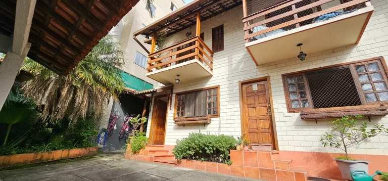 Casa à venda, 70 m² por R$ 400.000,00 - Araras - Teresópolis/RJ