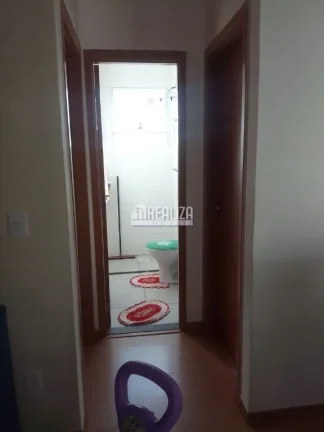 Imagem Aluguel de Apartamento com 2 Dormitórios no Condomínio Residencial Veneza, no bairro Vila Arquelau - Uberaba