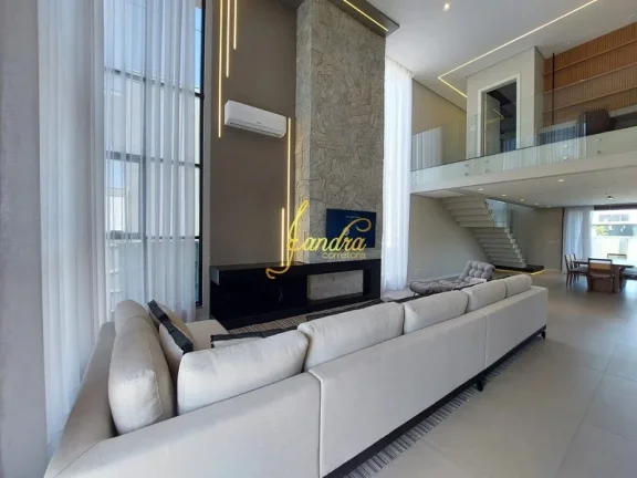 Imagem Sobrado beira de lago com 05 suítes piscina mobiliado e decorado