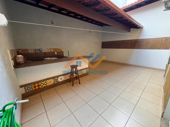 Imagem Casa à Venda no Imbaúbas - 3 Dormitórios