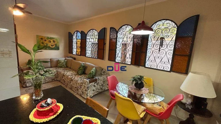 Imagem Sobrado com 2 dormitórios à venda, 89 m² por R$ 900.000 - Marapé - Santos/SP