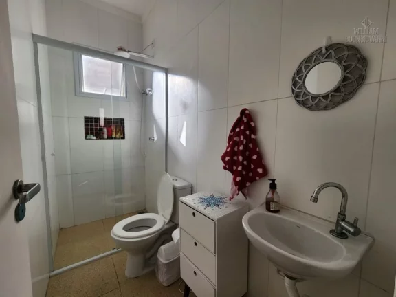 Imagem CASA DE CONDOMÍNIO SEMI MOBILIADA - AVIAÇÃO - PRAIA GRANDE /SP