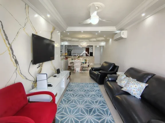 Imagem Apartamento reformado com vista, 50 metros da praia nas Pitangueiras: 3 quartos, 1 suíte, 2 salas, 3 banheiros, 1 vaga, 134m²!