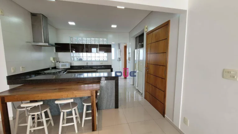 Imagem Apartamento com 3 dormitórios, 144 m² - venda por R$ 2.330.000 ou aluguel por R$ 13.000/mês - Ponta da Praia - Santos/SP
