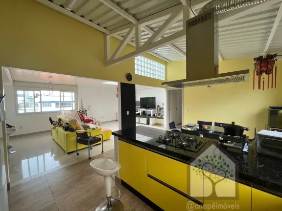 Imagem Ampla cobertura em aréa nobre com linda vista