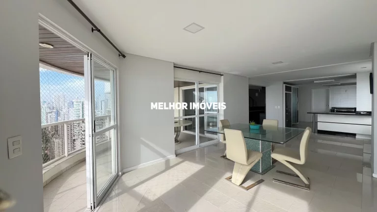 Imagem Cobertura Triplex no Edifício Marquês de Olinda em Balneário Camboriú
