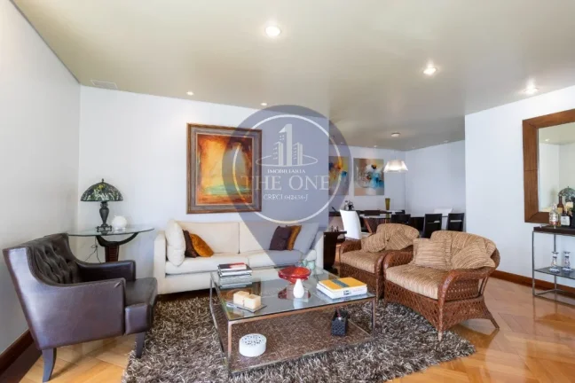 Imagem Apartamento de Luxo à Venda em Indianópolis, São Paulo - 3 Quartos, 3 Suítes, 2 Salas e 195m² de Pura Sofisticação!