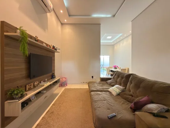 Imagem VENDE-SE CASA MODERNA, COMPLETA E COM ENERGIA SOLAR