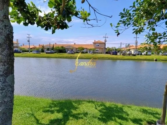 Casa térrea com 97m² no Casa Hermosa/piscina