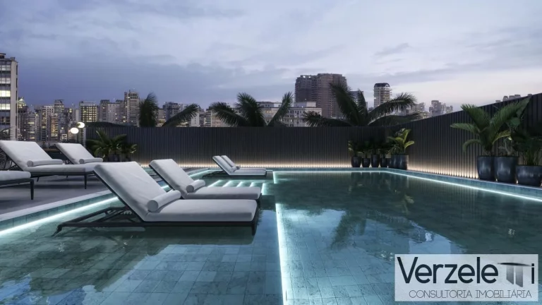 Imagem Apartamento 4 ou + dormitórios para Venda em Balneário Camboriú / SC no bairro Centro