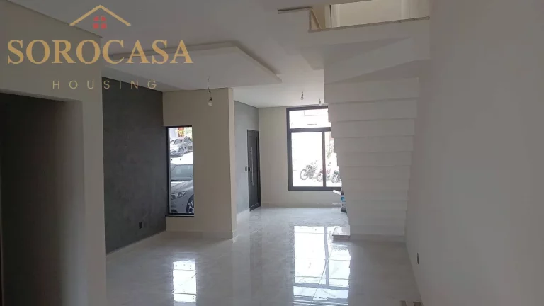 Imagem Casa à Venda - Sobrado 3 dorm 1 suite - Cond Horto Villagio