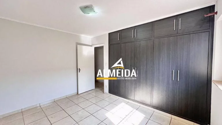 Imagem Casa com 2 dormitórios à venda, 179 m² por R$ 550.000,00 - Estádio - Rio Claro/SP