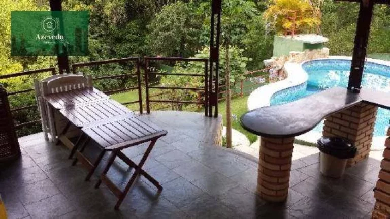 Imagem Sobrado à venda, 420 m² por R$ 4.240.000,00 - Caputera - Arujá/SP