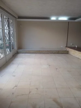 Imagem Casa Comercial à Venda em São Paulo-SP, Vila Monumento: 4 Quartos, 1 Suíte, 4 Salas, 3 Banheiros, 6 Vagas, 280m². Imperdível!