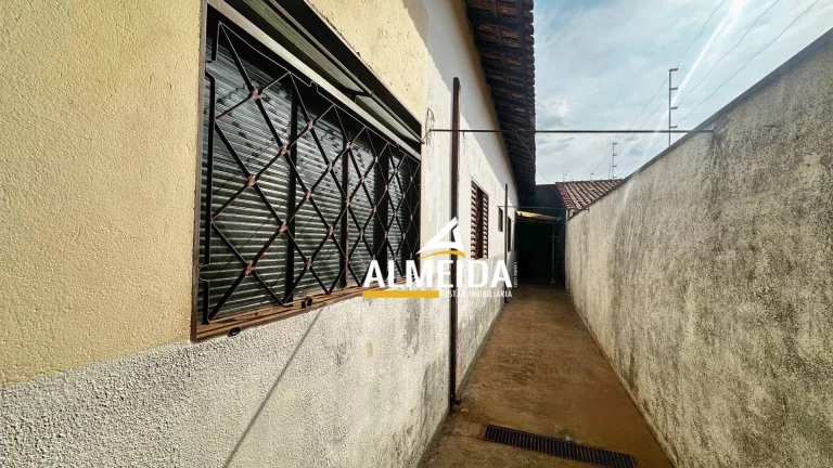 Imagem Casa com 3 dormitórios à venda, 100 m² por R$ 250.000,00 - Estádio - Rio Claro/SP