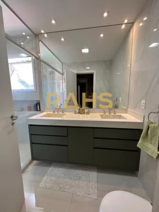 Imagem Apartamento a Venda no condomínio Helbor Victoria Home Club - Impecável Com 162m² privativos, 3 s...