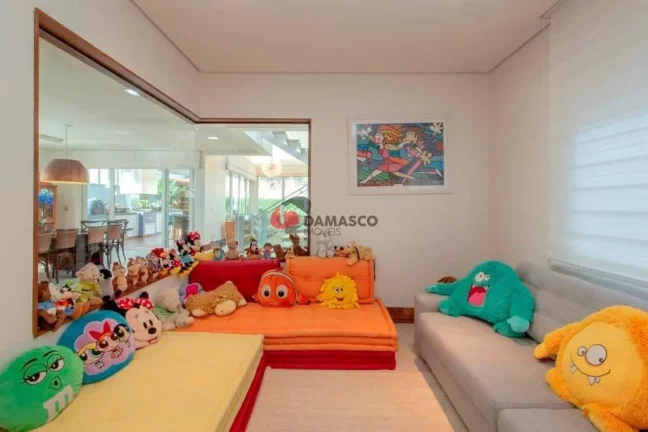 Imagem Sobrado à venda 4 Quartos, 4 Suites, 6 Vagas, 550M², Jardim São Caetano, São Caetano do Sul - SP
