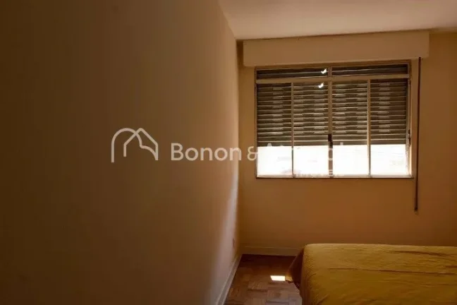 Imagem Apartamento em excelente localizaÃ§Ã£o, com ambientes amplos e acabamentos renovados. O living espaÃ...