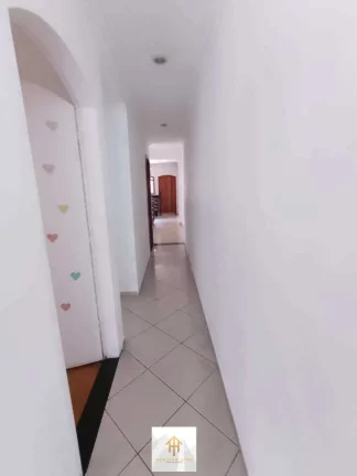 Imagem Sobrado à venda, com 5 quartos, 100m2 Imagem Sobrado à venda, com 5 quartos, 100m2