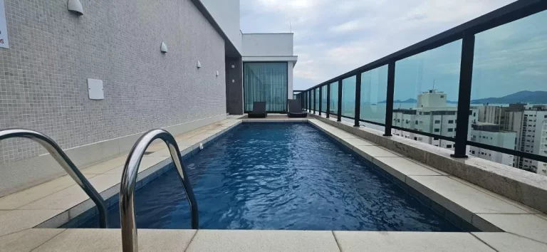 Imagem Studio à Venda, 54m2, Mobiliado, 1 Vaga, Centro - Florianópolis/SC