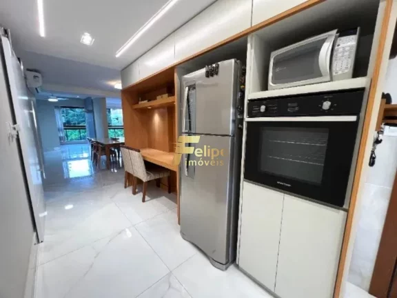 Imagem Vende Cobertura Duplex no Barro Vermelho com excelente localização, em rua super tranquila e arboriza