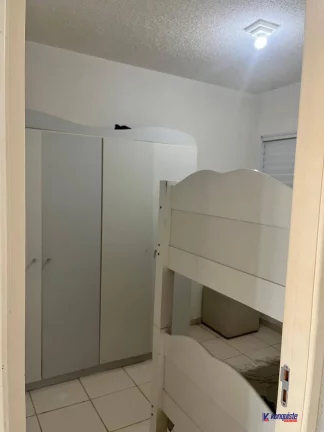 Imagem VENDO CASA EM 2 DORMITORIOS NO CONDOMÍNIO AZALEIA - SIM