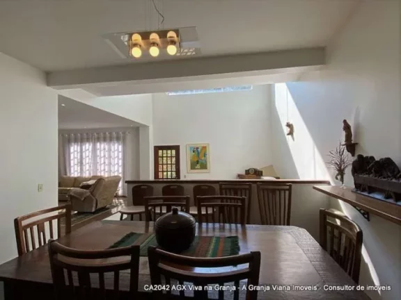 Imagem Cond. SP II - 4 dorms (2 sts). Muito conforto, salão festas gourmet, rua tranquila, plana e sem saída, frente para área de preservação do condomínio!
