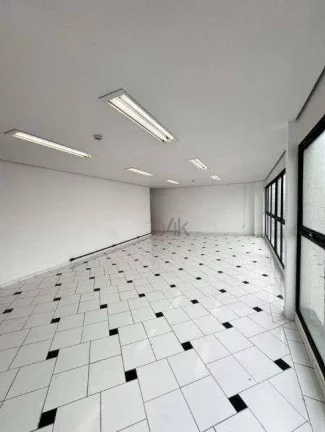 Imagem Sala comercial para alugar na Rua Manuel Borba 163 Santo Amaro - SP