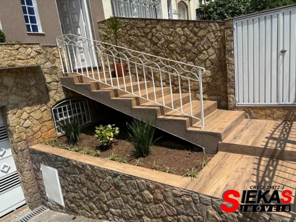 Imagem Imperdível oportunidade: Casa à venda em São Paulo-SP, no Tatuapé, com 4 quartos, 1 suíte, 1 sala, 4 banheiros, 3 vagas e 180m²!
