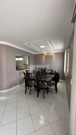 Imagem Venda, Casa, Bairro São José, 3 4, sendo um suíte, piscina, garagem 2 3 carros.