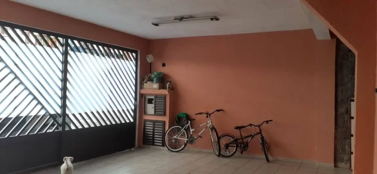 Imagem Sobrado Maravilhoso 4 Dormitorios sendo 1 Suite e 3 vagsa de Garagens