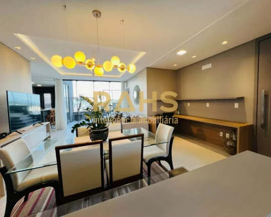 Imagem Excelente cobertura plana com terraço com hidro e linda vista livre, localizada no bairro Santo Ant...