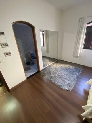 Imagem Sobrado com 3 dormitórios à venda, 207 m² por R$ 585.000,00 - Jardim do Castelo - Ferraz de Vasconcelos/SP