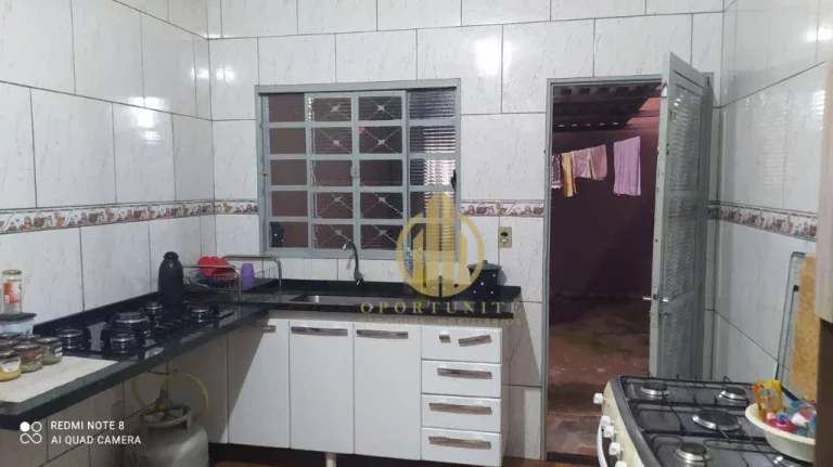 Imagem Casa com 2 dormitórios à venda, 120 m² por R$ 233.000 - Parque dos Flamboyans - Ribeirão Preto/SP