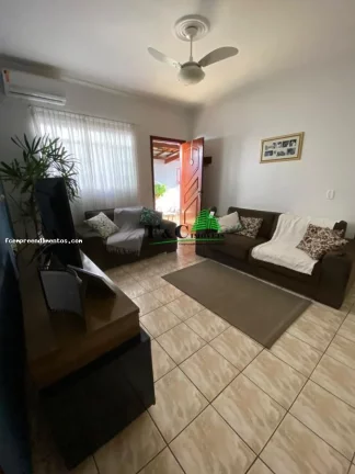 Imagem Casa para Venda em Limeira, Jardim Residencial Guimarães, 2 dormitórios, 1 banheiro, 3 vagas