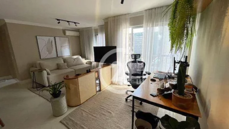 Imagem Cobertura de 140m² com Terraço Privativo - Vila Olímpia, SP