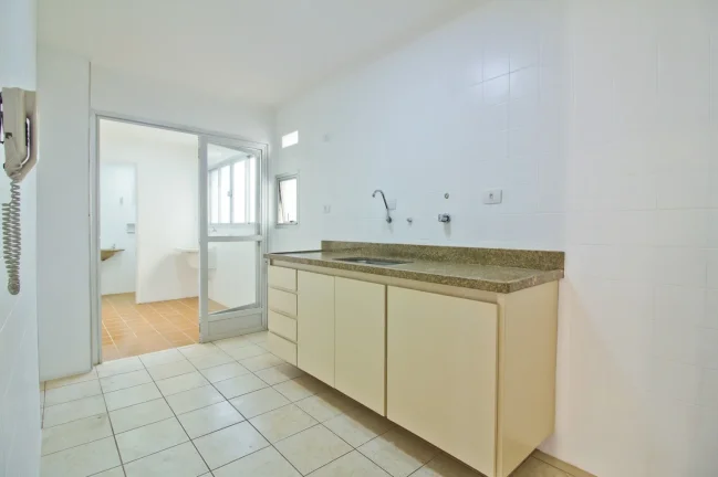 Imagem Apartamento Reformado 82M², 3Q, 1 Banheiro, 1 Vaga, Varanda, Academia, Playground, Salão de Festas e Jogos.