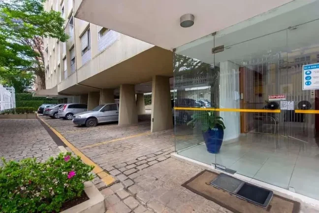 Imagem Apartamento a venda totalmente mobiliado com 3 dormitórios (1 suíte) e 1 vaga na Vila Olímpia, São Paulo