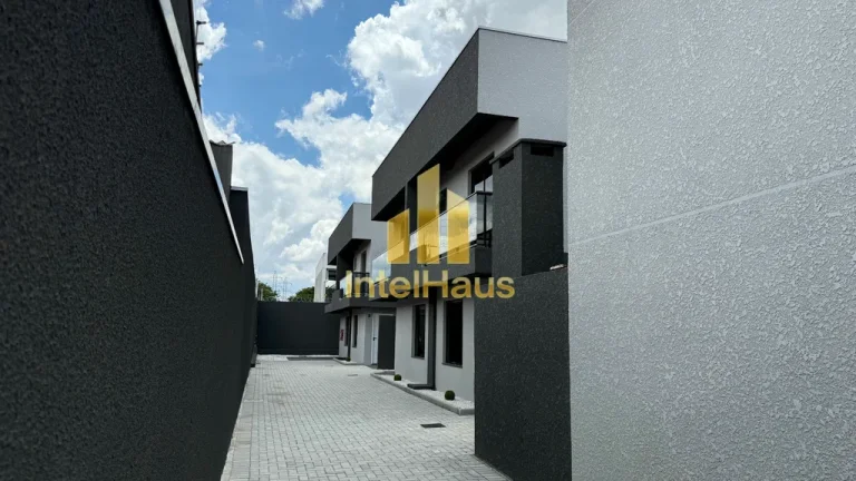 Imagem Sobrado novo em condomínio no Alto Boqueirão, com aproximadamente 88 m² privativos, distribuídos...