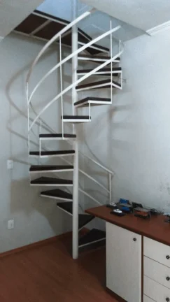 Imagem Casa à venda - Áre útil 210 m2 com 3 dormitórios sendo 1 suíte - 2 vagas - Bairro Cidade Jardim - Ju