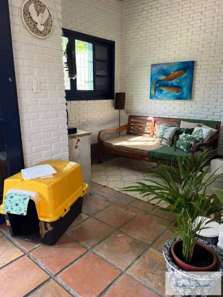 Imagem Casa com 3 dormitórios a venda no Itaguá !
