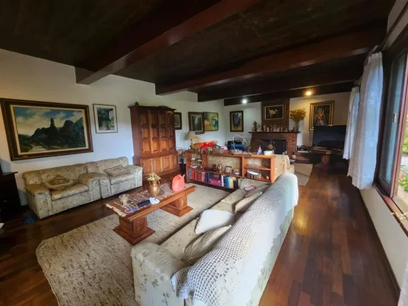 Imagem Casa para Venda em Teresópolis / RJ no bairro Parque do Imbui