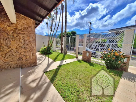 Imagem Casa térrea no Parque São Jorge – Florianópolis