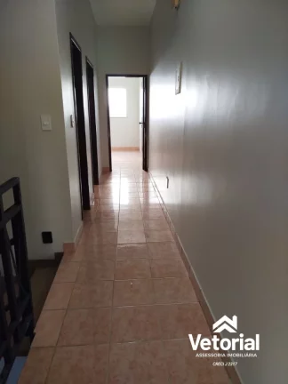 Imagem Casa para locação no Sandra Regina: 3 quartos, 1 suíte, 150 m² de área, garagem ampla, quintal, churrasqueira - Barreiras/Ba