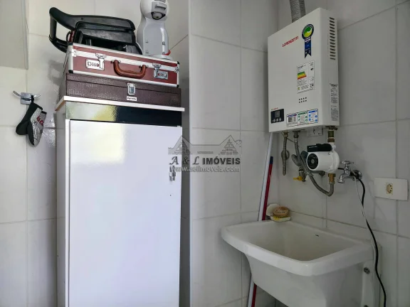 Imagem Duplex em Campos do Jordão com lareira e vista para o vale