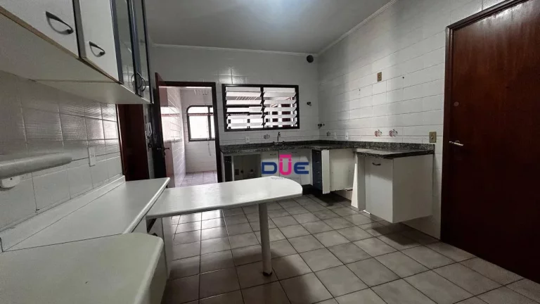 Imagem Apartamento com 3 dormitórios para alugar, 265 m² por R$ 8.150/mês - Gonzaga - Santos/SP