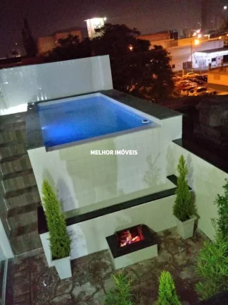 Imagem Cobertura à Venda mobiliada com 03 dormitórios sendo 01 suíte, piscina, localizada no centro de Balneário Camboriú - SC
